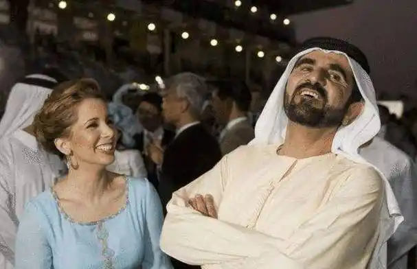 哈雅王妃嫁给迪拜酋长已经是第六房妻子,可是因为她是外国公主,其他几