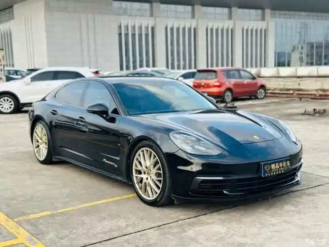 282820年6月保时捷帕拉梅拉panamera