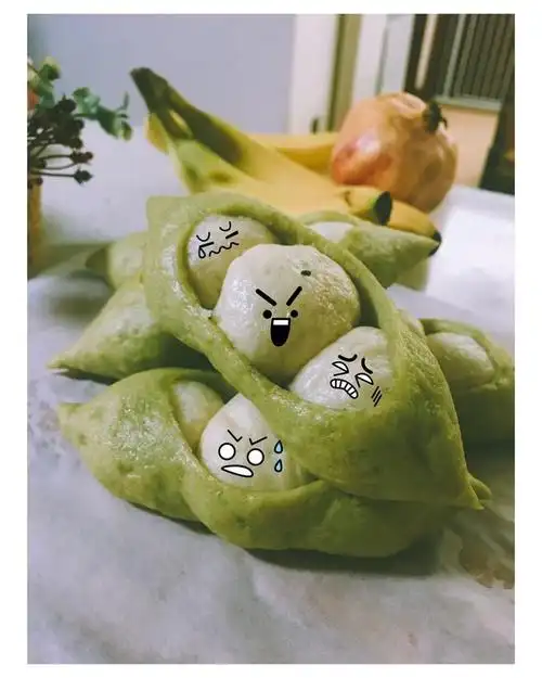 大雪137做的卡通造型可爱豌豆荚馒头