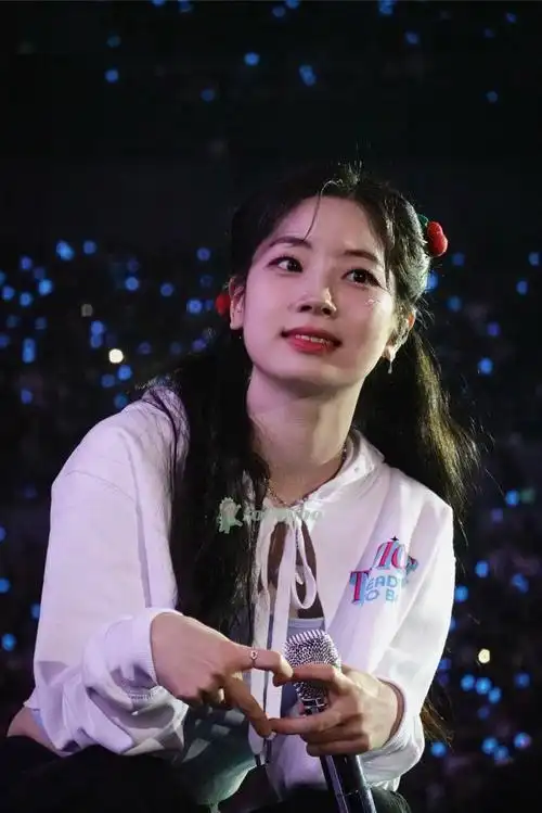 金多贤超话07#金多贤mk全球品牌大使#230930 twice 5th world tour