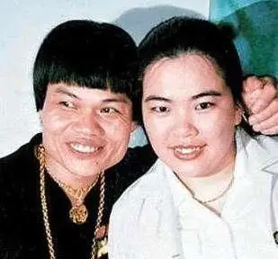 周星驰的黄金配角也是香港最丑的明星八两金的欢喜人生