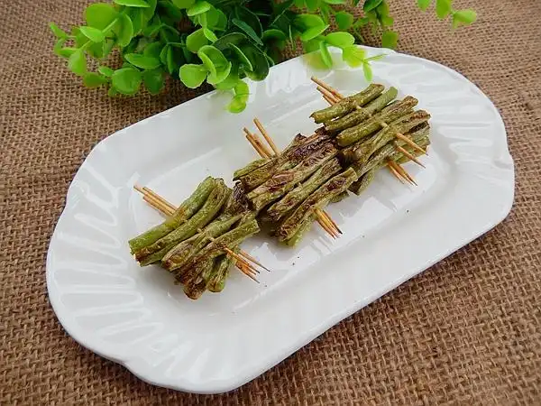 电饼铛美食迷你豆角串