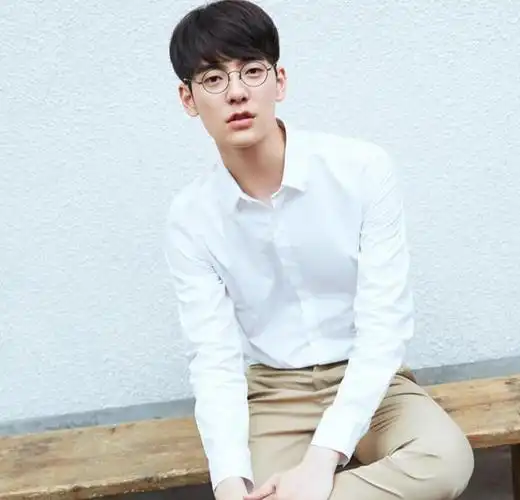 看看"帅哥脸"的6个特征,你都拥有哪几个?