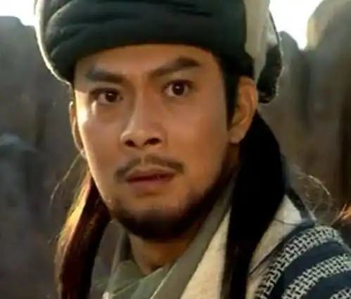 的郭靖,97版《天龙八部》的乔峰这样一个又一个金庸武侠的巅峰角色