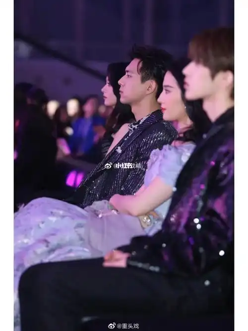 李现#赵丽颖 天塌下来我的大明星也不会塌 (感谢刘亦菲蔡徐坤出场)