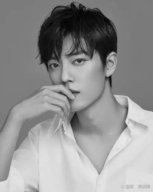 年轻人的楷模肖战成功背后的秘密你知道多少