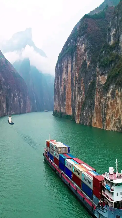 三峡夔门,太壮观了;"夔"字你们认识吗?