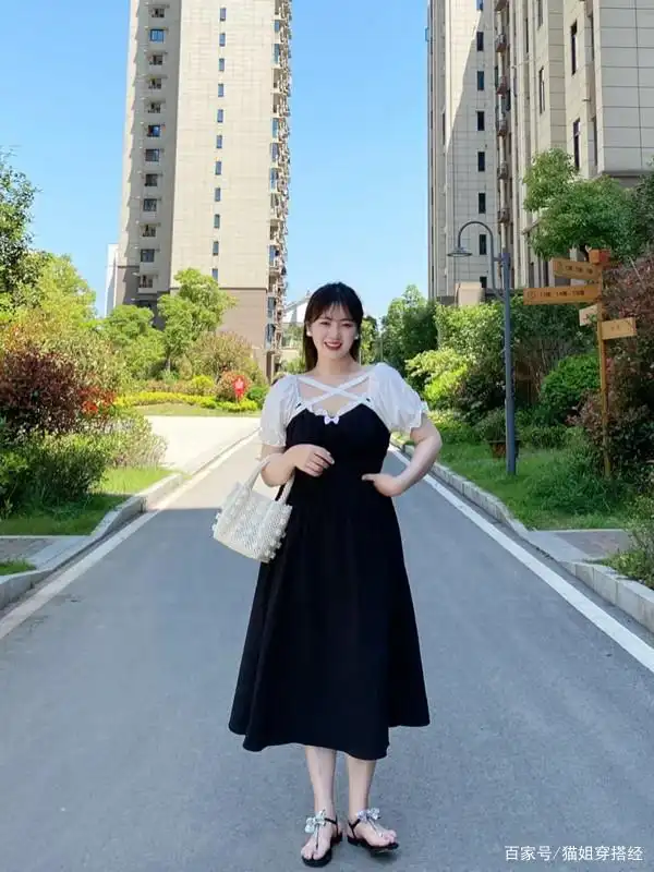 140斤微胖女孩,夏天的打扮原来可以这么美!还跳啥"减肥操"