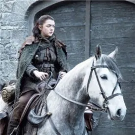 权力的游戏第七季新曝剧照囧诺二丫身骑白马