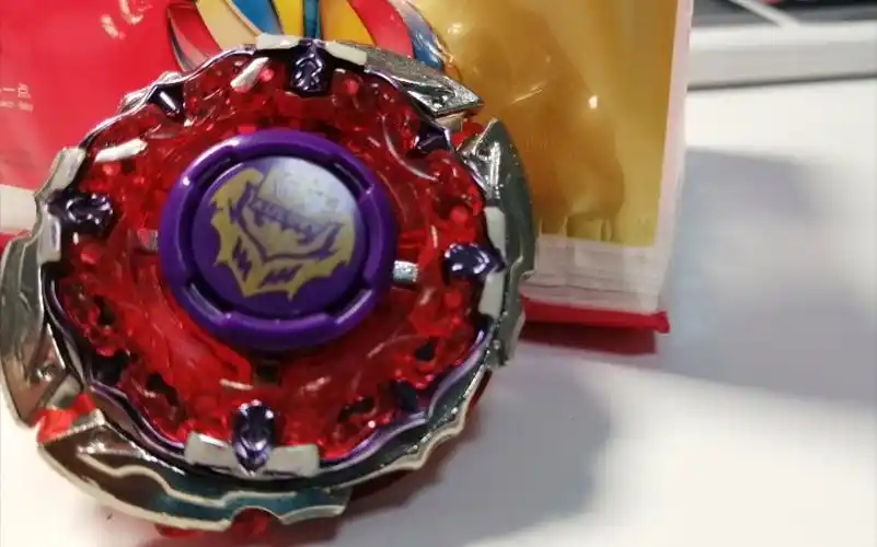 爆雷重炮 炮火轰破天际!