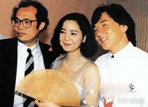 星闻 / 正文 邓丽君的初恋在18岁,对象是马来西亚青年企业家林振发,比