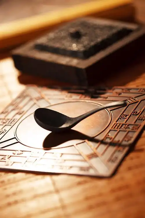 司南和活字印刷图片下载