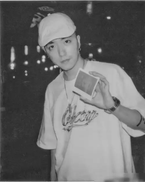 jonyj撞脸坚果墙发福后尽显可爱你不知道他瘦的时候有多帅