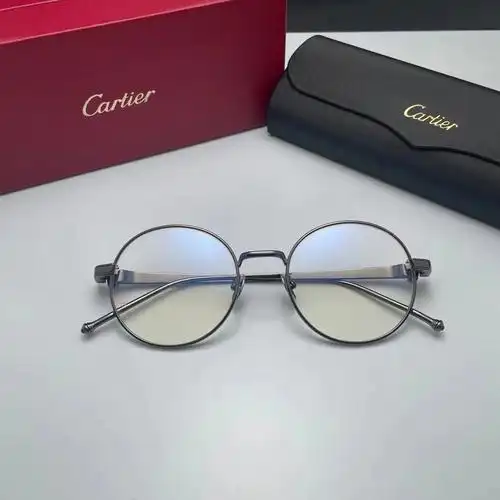 卡地亚光学眼镜可配近视镜片