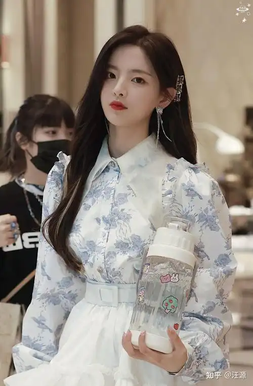 给杨超越宋祖儿关晓彤张雪迎欧阳娜娜林允李兰迪做颜值排名你会怎么排