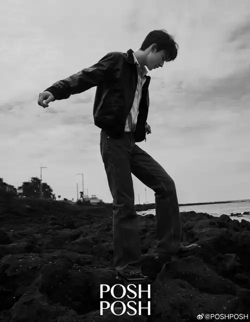 自由自在,风趣幽默,鲜活可爱,是@郭俊辰_fiction给我们直观的第一印象