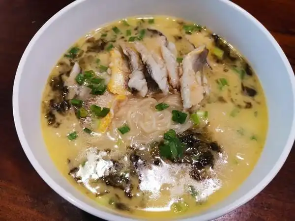 暖1970做的雪菜黄鱼面6条鱼做碗极品面鲜到销魂