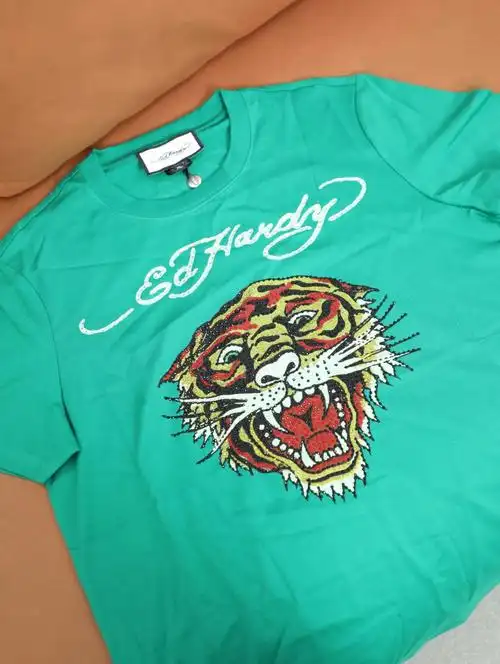 送给男友的舒适潮牌虎头t恤来搞吧