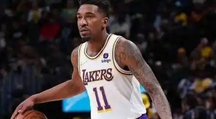 原创33分41分湖人肠子悔青不给800万如今8000万也签不回