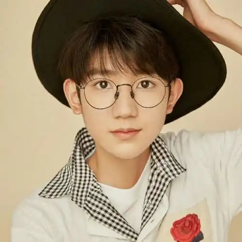 tfboys这组头像用了七年了