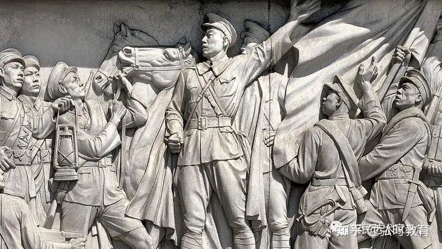 人民英雄纪念碑浮雕《南昌起义》局部浮雕右下角还刻画了3名没穿军装