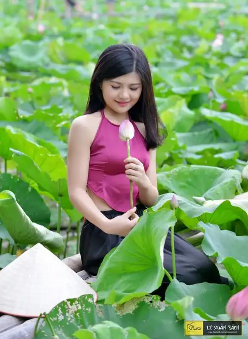 异国风情越南采荷姑娘