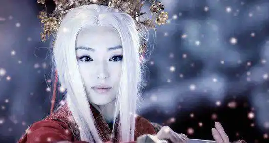 古装剧中十六大白发美女,四位出演白发魔女,第一是"嫦娥"