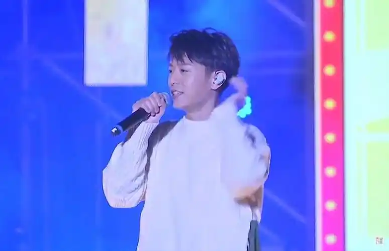 韦礼安 weibird《如果可以 red scarf》 《女孩 girl》 2022屏东跨年