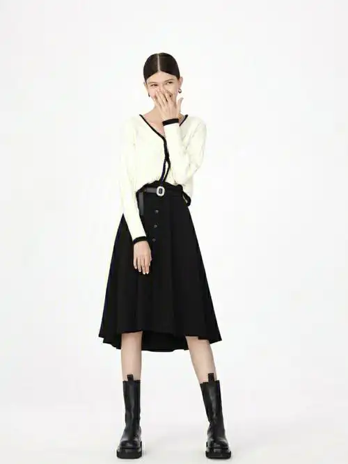 我曾经颜值巅峰的时候,一个照片500多评论,300多人要和我处对象