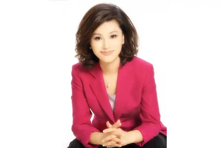 13,2中央二台女主持人名单cctv 2,央视财经频道王小丫 王小骞 肖薇 冀