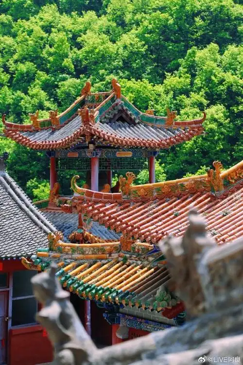 春游季#人说山西好风光,咱说一个夏日清凉的好去处仙堂山,景区位于