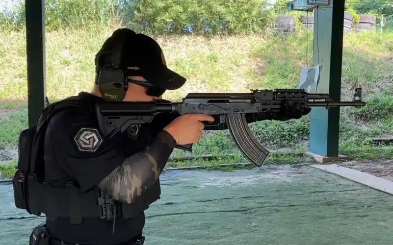 靶场原声:外贸战术版56-1a式7.62毫米冲锋枪!