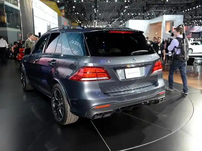 梅赛德斯-amg 奔驰gle级amg 2015款 amg gle 63 s