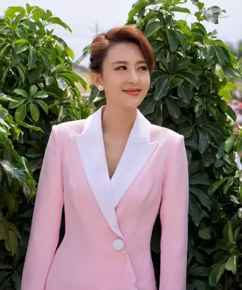 回顾张蕾:嫁给普通生意人生一子,错过杨帆是因为不喜欢帅哥?