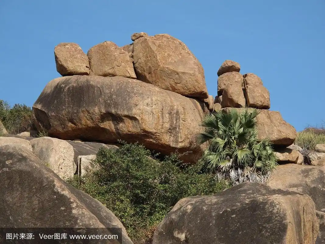 大的花岗岩巨石