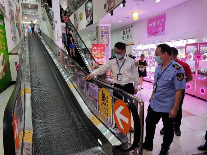 区市场监管局开展节前专项检查 护航"两节"安全