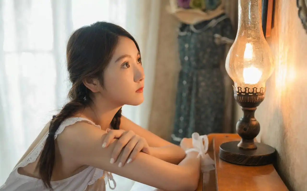 睡衣美女私房高清唯美写真图片壁纸