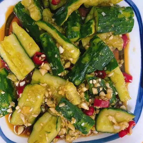 夏日简简单单的凉拌黄瓜06