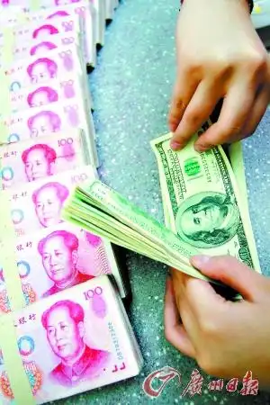 美国炒作人民币汇率"一箭三雕"的政治秀(图)