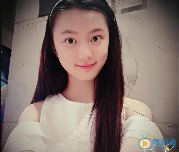 王陈怡娴生活照