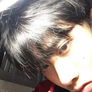 16岁小哥哥帅气一套照片头像,男生头像图片