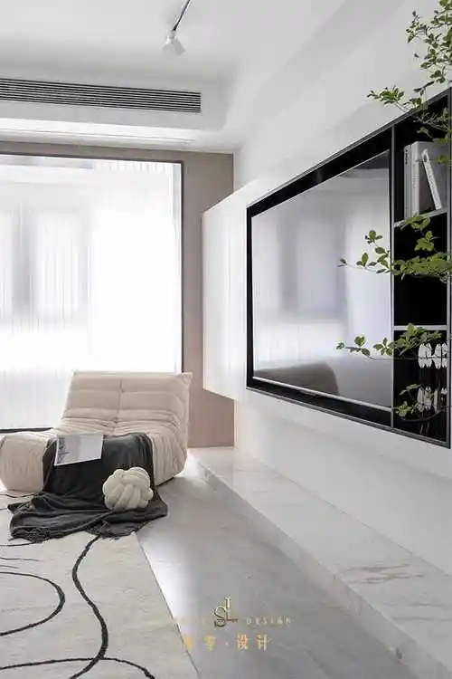 来抄作业悬空电视墙地台