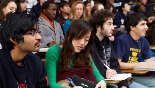 2018赴美留学生骤降7为什么学生不去美国了