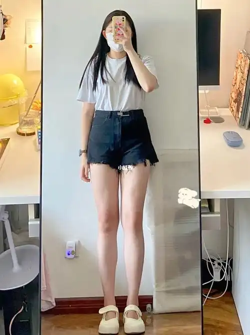 为什么我大腿正中间有一个窝08