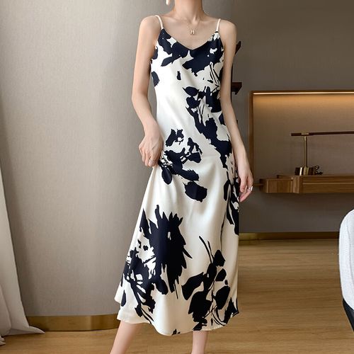 清丝坊醋酸面料女装吊带连衣裙夏季新醋酸缎面吊女丝长无露肩气质法式