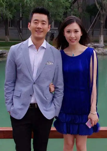 央视新晋王音棋王峰牵手网友戏称刘亦菲张翰2