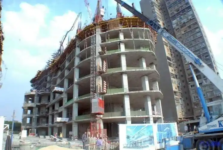 埃及某处施工中的板柱结构