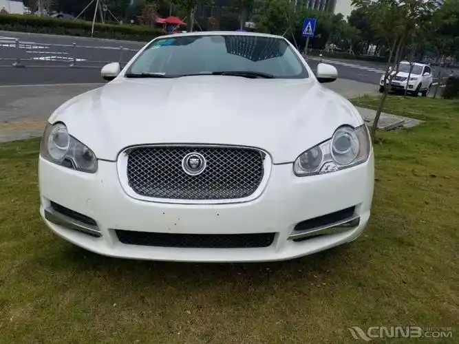 捷豹xf3.0优质豪华版