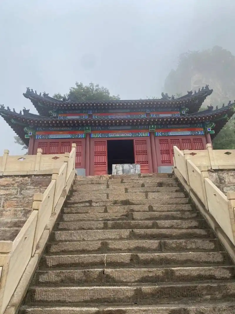 天桂山风景区(一) 河北省平山县天桂山风景区:天桂山风景区地处太行山
