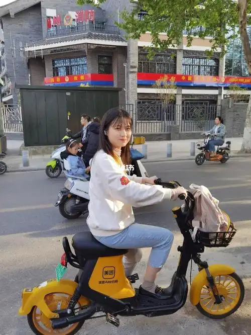 第一次骑电瓶车